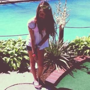 Meet your Posher, Madison